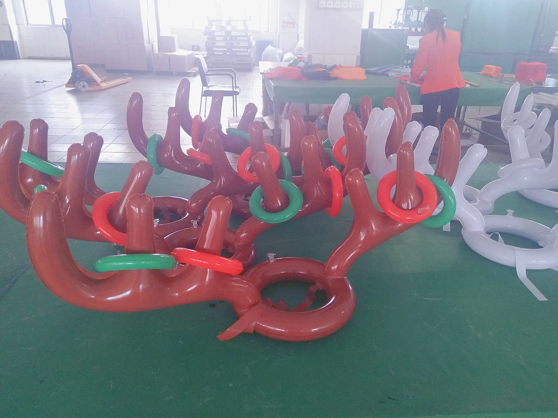 
Wholesale best selling cheap price PVC Christmas inflatable deer antler with rings 