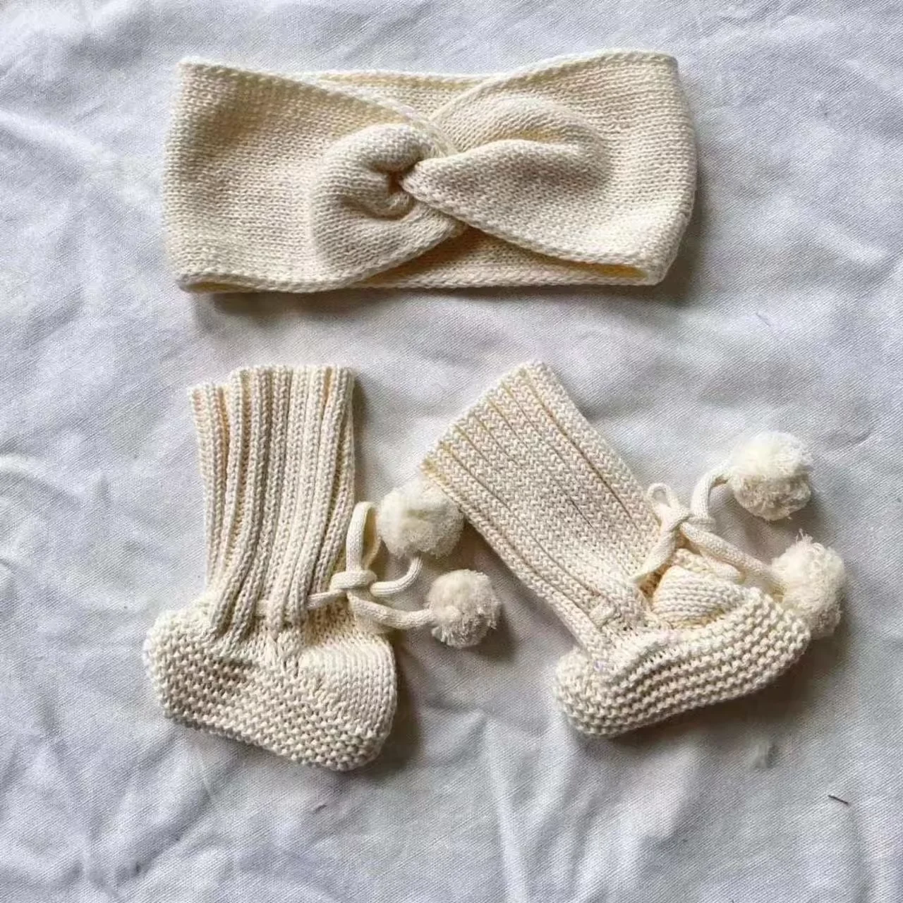 Newborn Baby Coming Home Outfit Gender Neutral Baby Booties Organic Cotton Knitted Socks