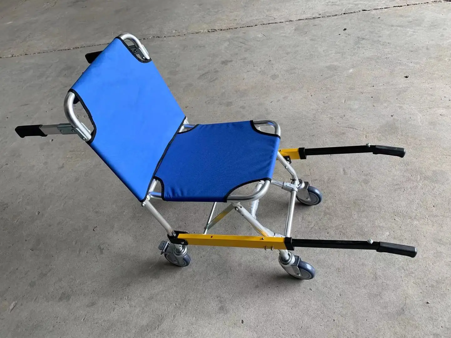 Hospital Aluminum Alloy Stair Stretcher Folding Stretcher for Elderly Climbing Ladder