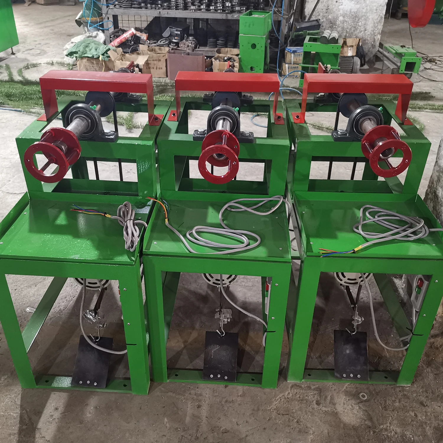 Automatic Mechanical PVC Branch PE Leaves Making Device Automatic Christmas Tree Machine 4 Lines Drawing Leaf Machine