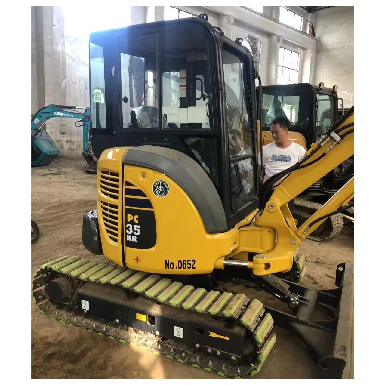 Komatsu 3,5-тонный мини-экскаватор, б/у экскаваторы 35MR-2, низкая цена, распродажа