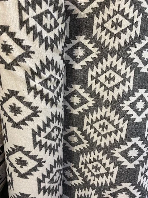 Factory Wholesale 2023 Wool Fabric Bohemian Geometric Aztec Design Navajo Pattern Wool Polyester Fabric for Coat Shawl