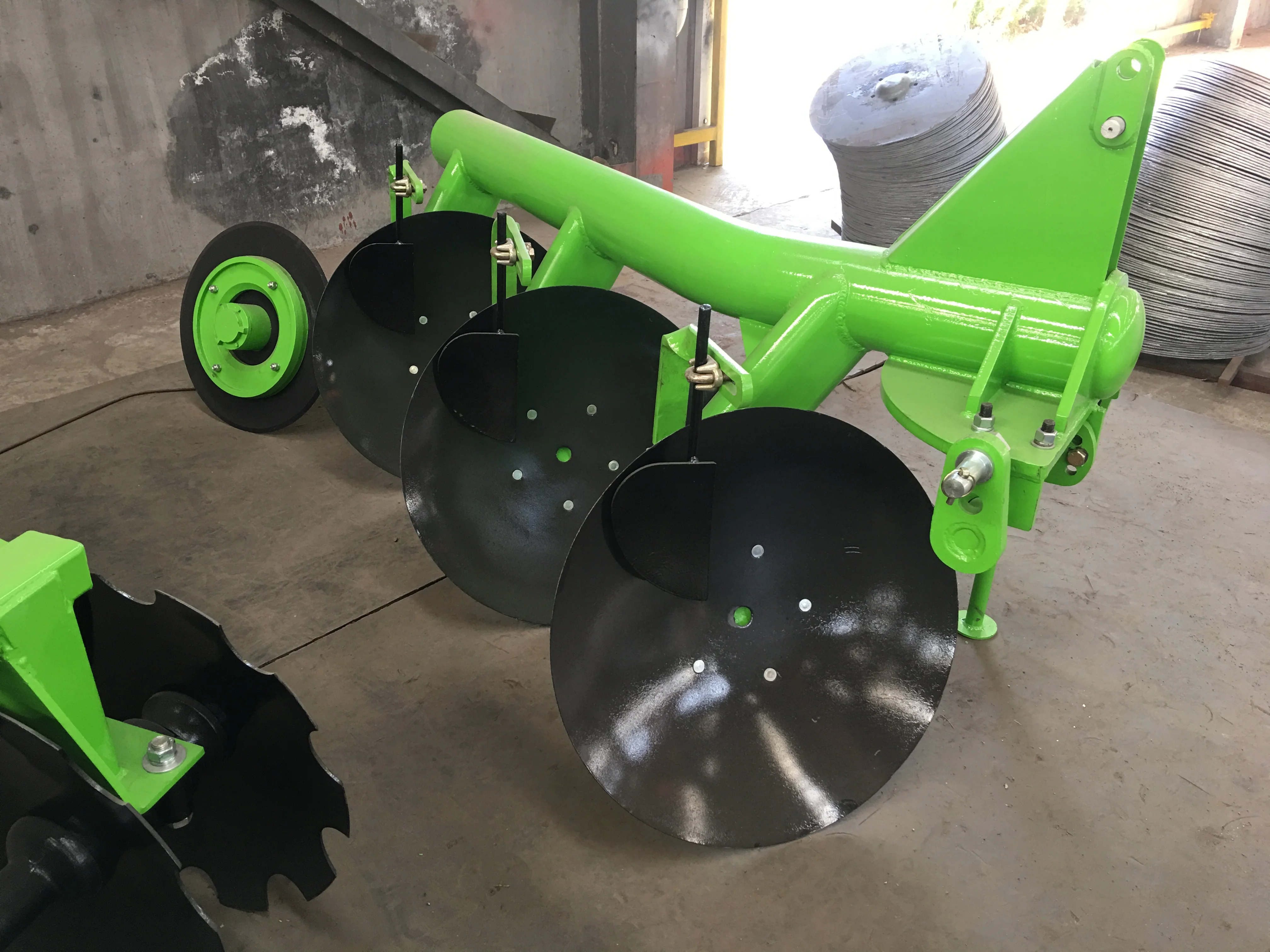 shandong yugeng disc plough disc harrow for tractor on sale