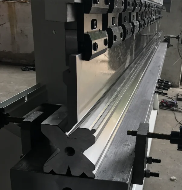 
cheap machinery CNC hydraulic press brake for sale 