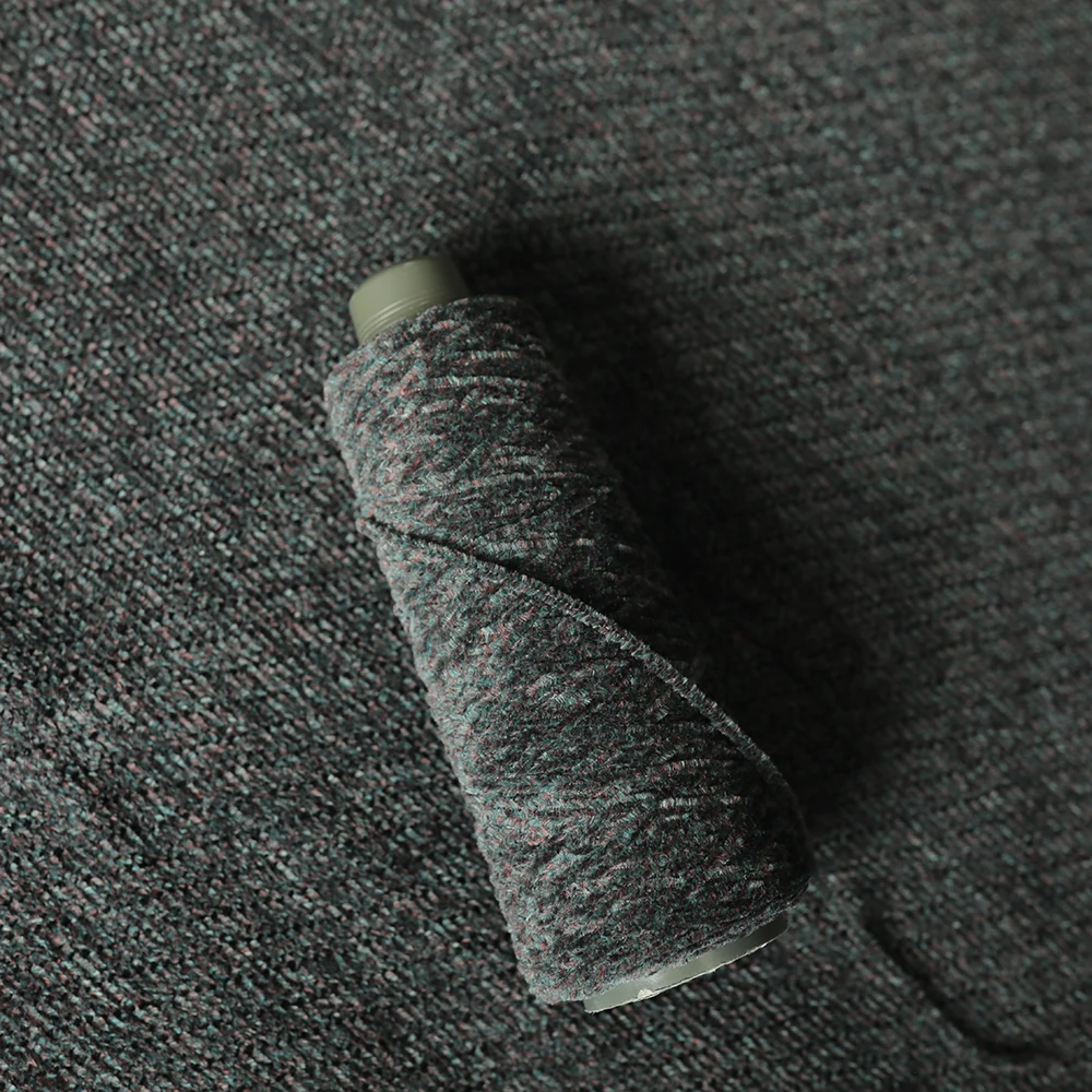 
hand knitting and crochet velvet yarn 100% Polyester Chenille yarn for hats and scarfs 
