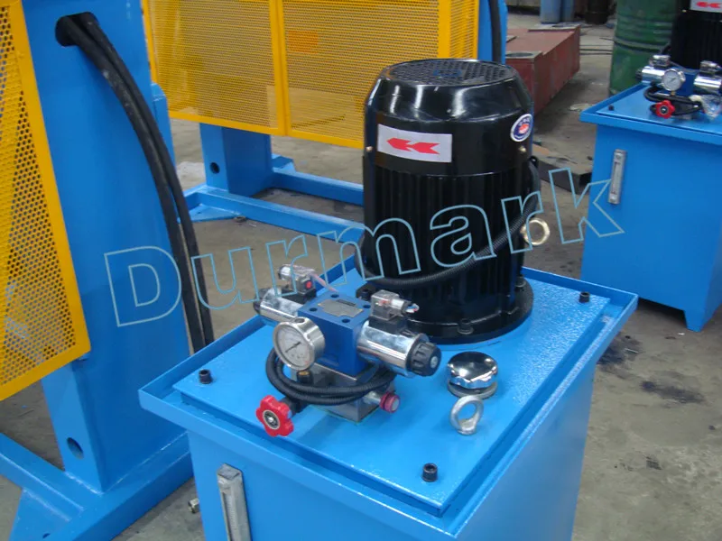 HP-315T Gantry Type Hydraulic press machine for solid forklift tire replace / dismounting with long service time.