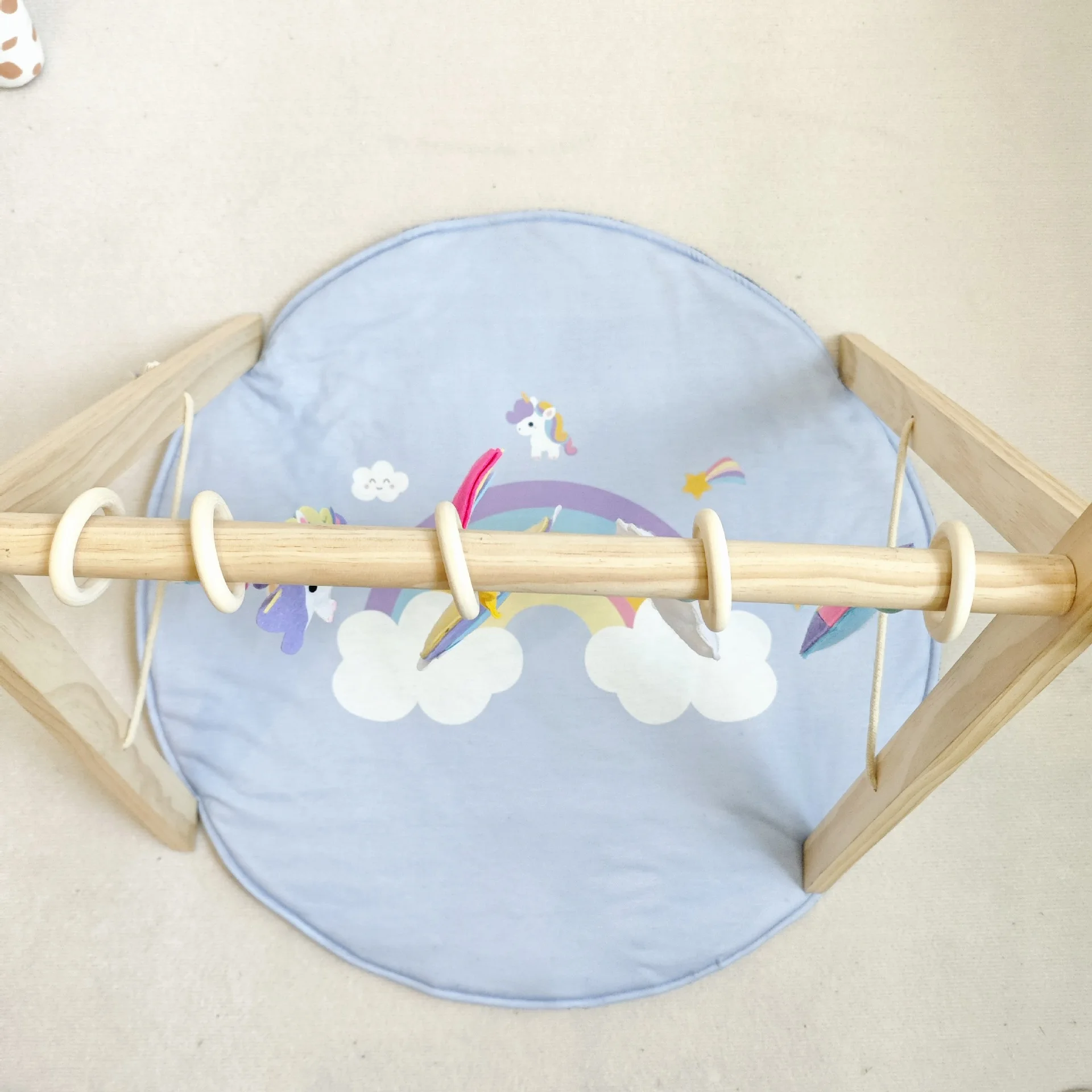 Wholesales Wood Baby Gym Rack Wooden Baby Teething Toys Foldable Baby Play Gym Frame Activity Gym Hanging Toy