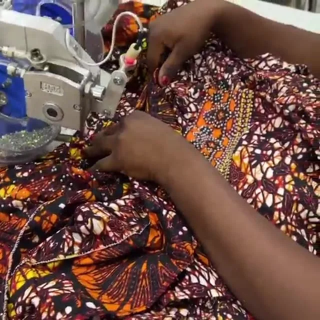 Automatic Ultrasonic Rhinestone Fix Ballet Costume Rhinestone Machine Template Machine Setting Machine For Cloth