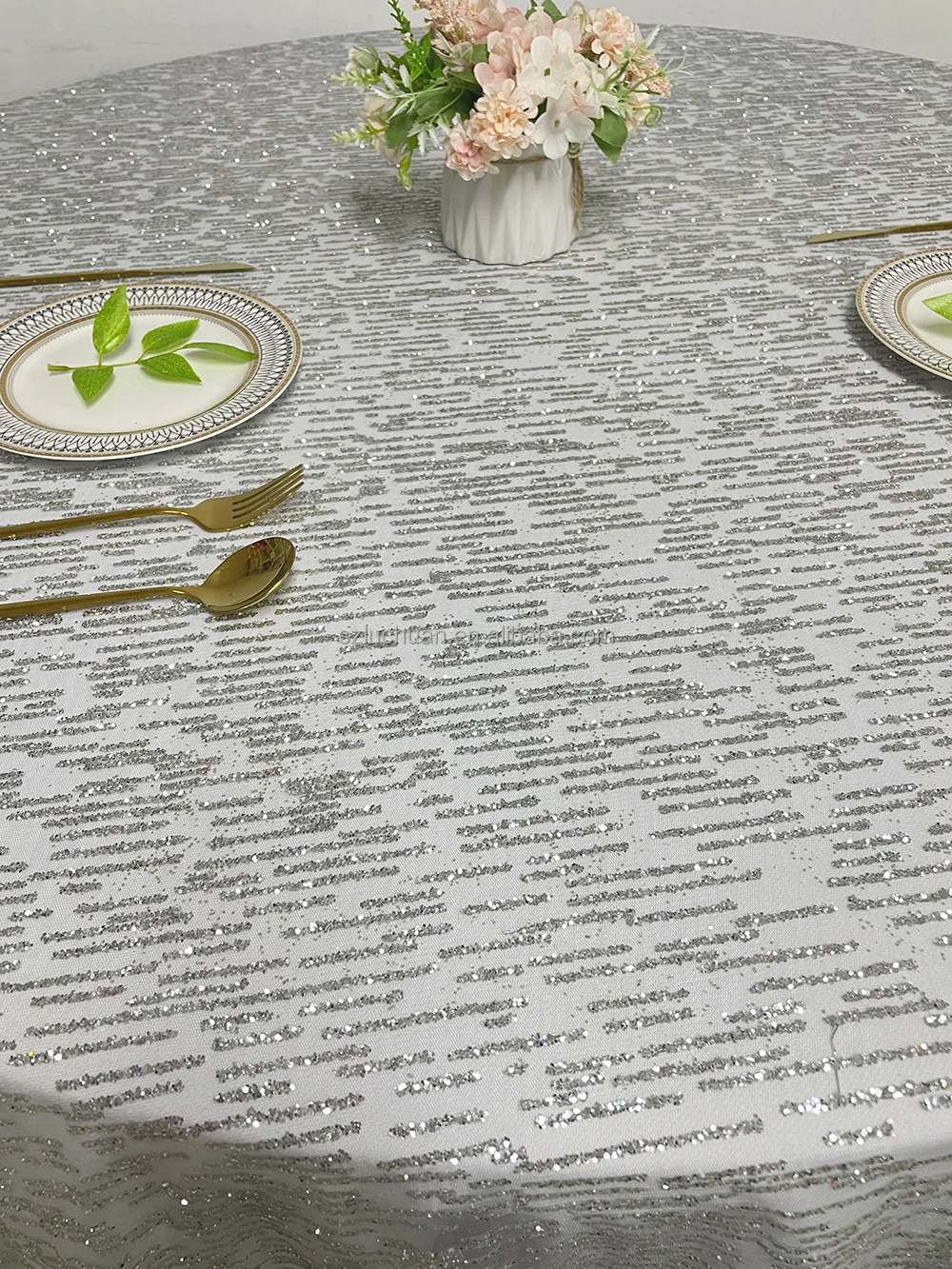 Wholesale Silver Round Table Clothes Sequins Tablecover Wedding Table Clothes