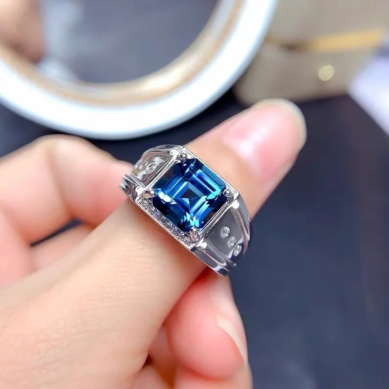 Popular Hot Selling Sapphire Square Diamond Full Diamond Ring For Men And Women Retro Style Square Open Ring
