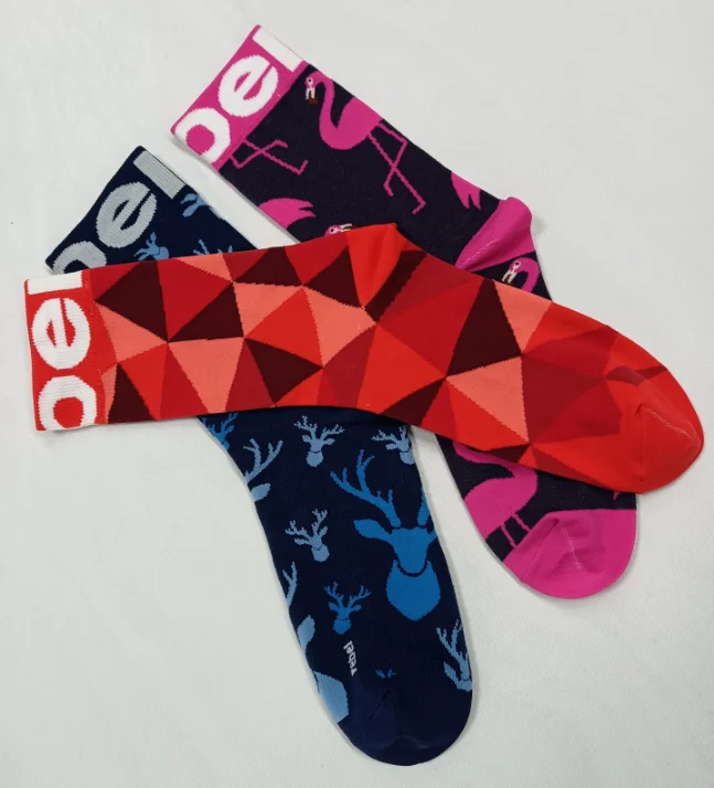 Customized high-quality cotton jacquard dress socks, colorful holiday crazy and fun crew socks