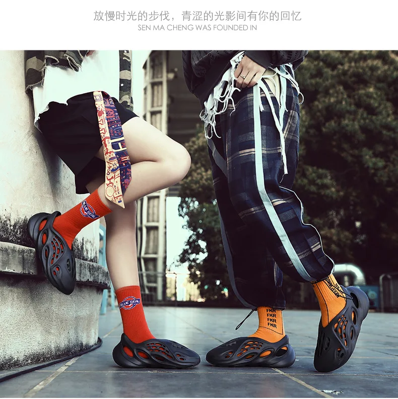 
New Arrival All Gender Unisex Breathable Toddler Kid Women Men Slippers Soft EVA Outdoor Hole Sandals Shoes Clog 