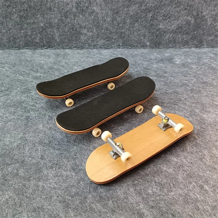 manufacturer custom Canadian maple complete skate board skateboard
