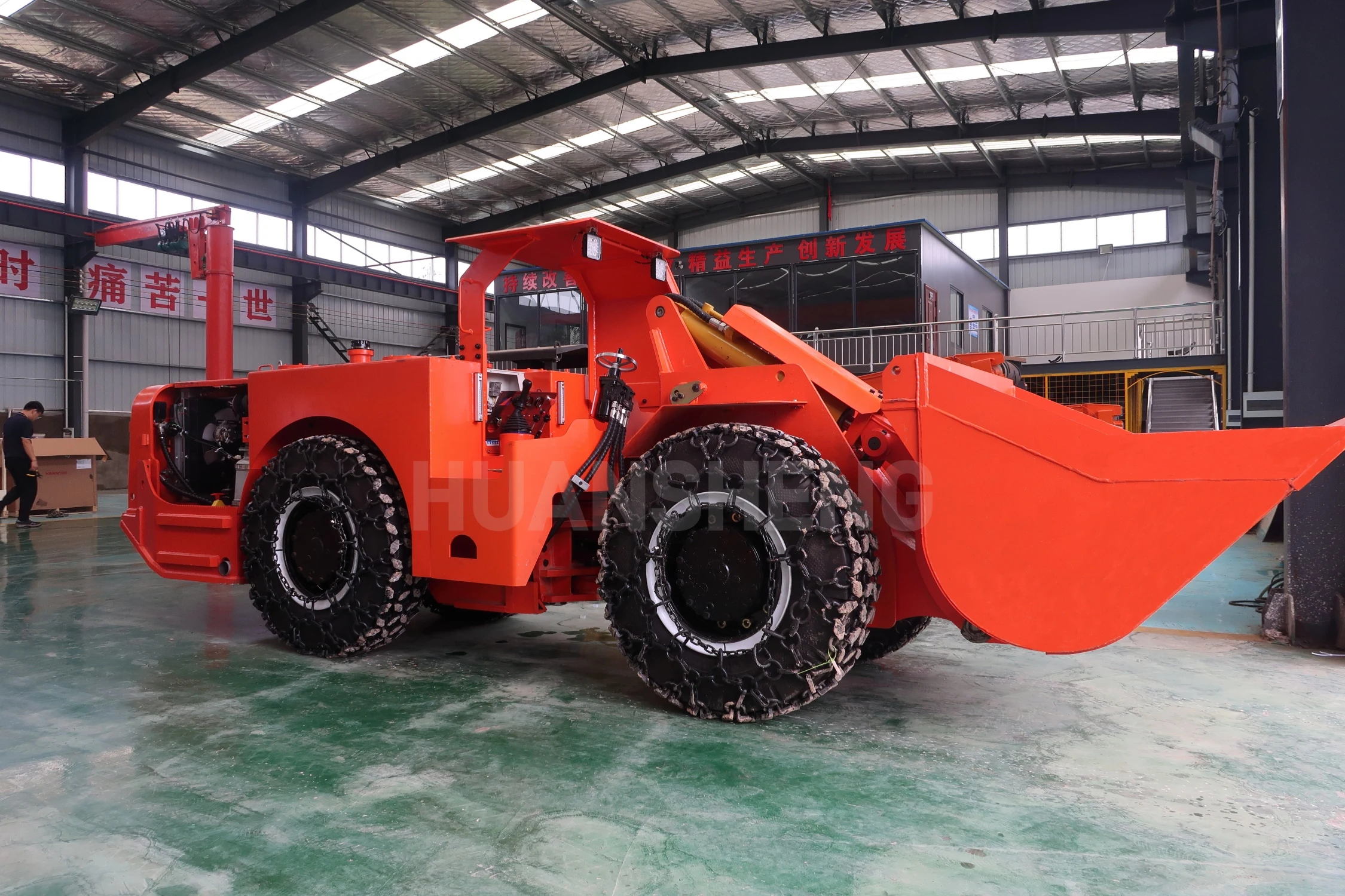 Дизельный мини-погрузчик Huansheng мощностью 0 6 м3 75 ярды 1 2 тонн