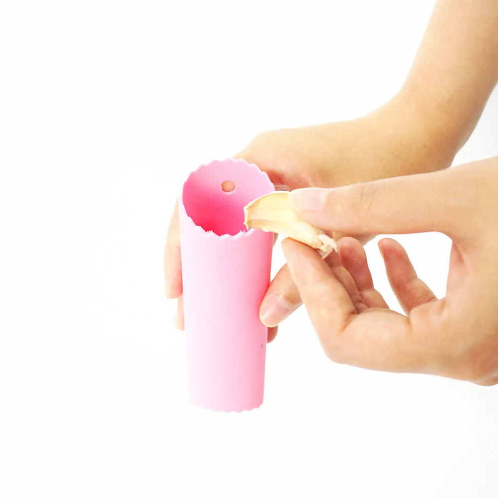 Food Grade Mincer Crusher Garlic Small Kitchen Peeling Tools Silicone Garlic Press