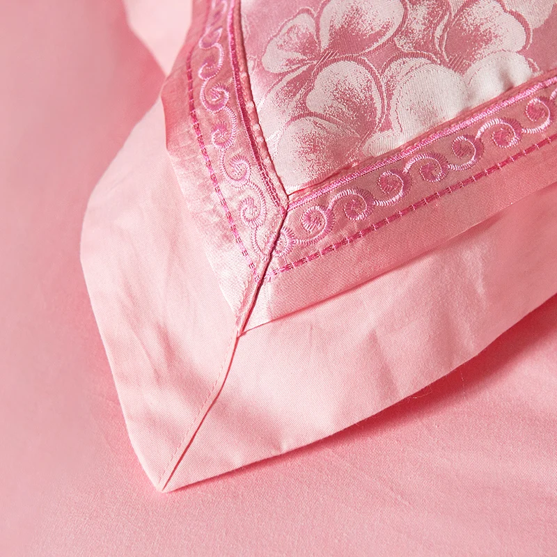 Smooth 40S 4-piece Quilt Cover Embroidery Edge Pink Luxury Bed Linen Cotton Sheet Bedding Set