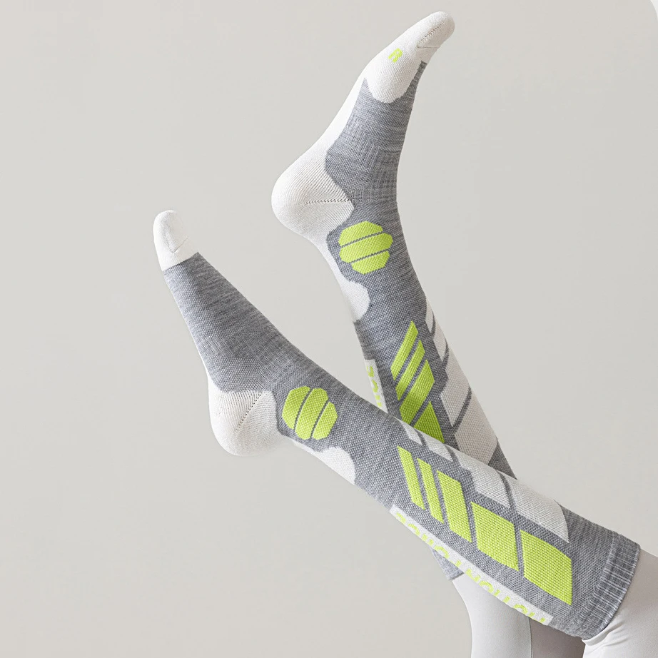 New Long Sport Socks Skiing Snowboarding Warm Stockings Cold Weather Thick Knee High Thermal  Merino Wool Skiing Socks for Man