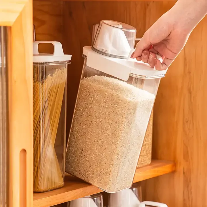 Large Capacity Plastic Seal Food Storage Boxes Dry Food Cereal Storage Container Leak Proof Grain Storage Can With Measure Cup