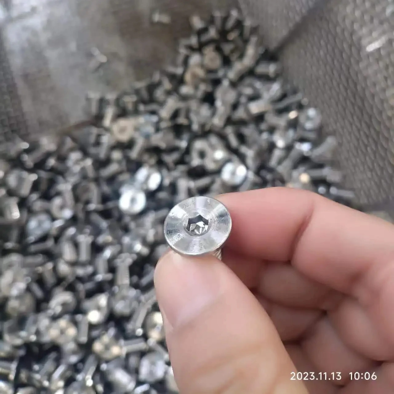 625 болты гайка из сплава ASTM F467 UNS N04400 шпилька/крепежные детали винты с шестигранной головкой