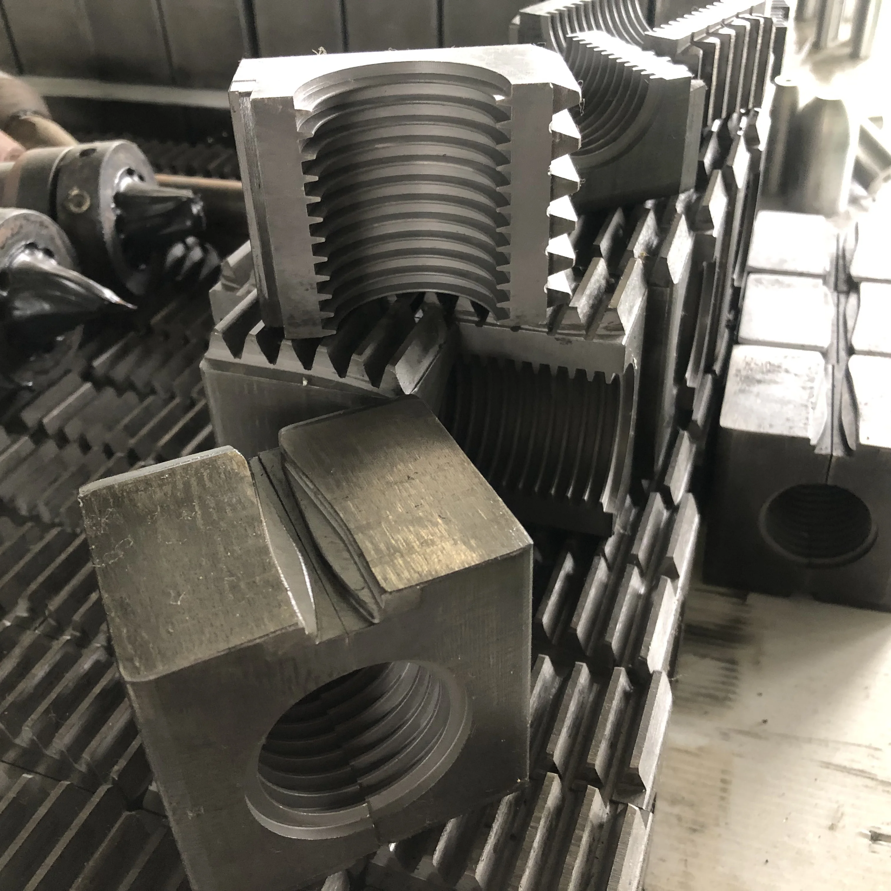 12-40mm Corrugated Plastic Pipe Machine High Speed Single Wall Corrugated Pipe Extrusion Line With Vacuum Pump Recycling Plastic