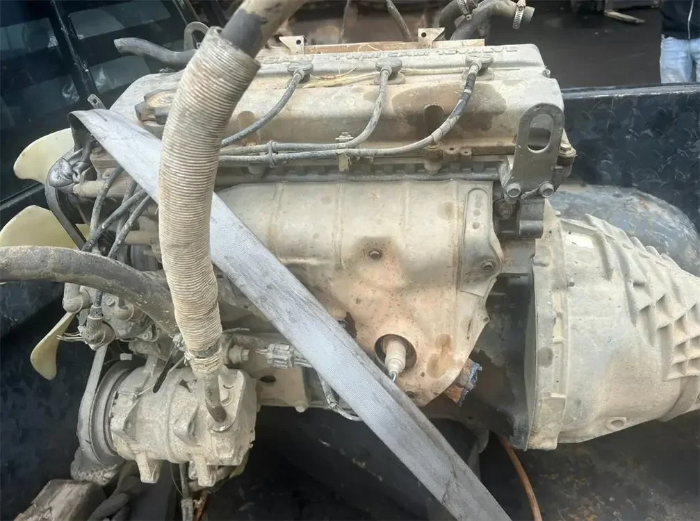 Used diesel complete engine ka24 for Nis san best price