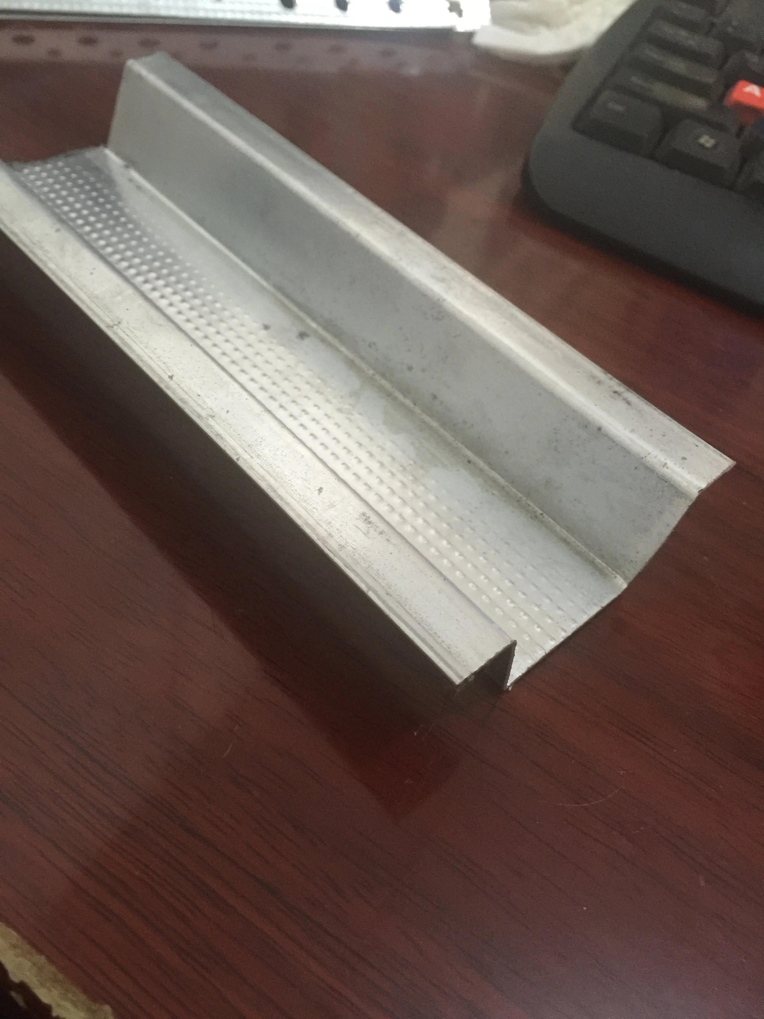 Gypsum Board Accessories 2X4 Metal Building Materials Profiles Steel Studs Frame Galvanized