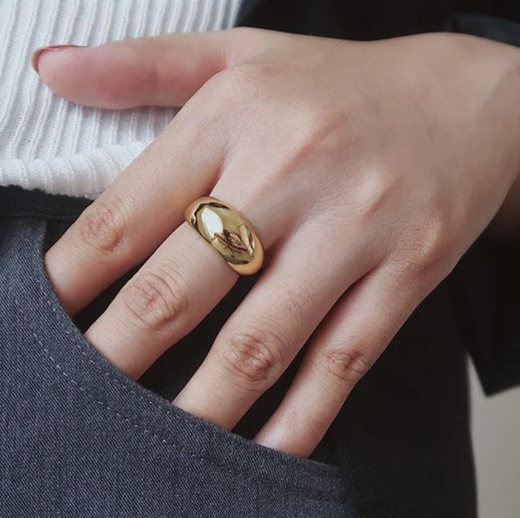 Wholesale Fashion Woman 18K Gold Plated Stainless Steel Finger Ring Gold Chunky Woman Wide Gold Dome Rings for Men Jewelry