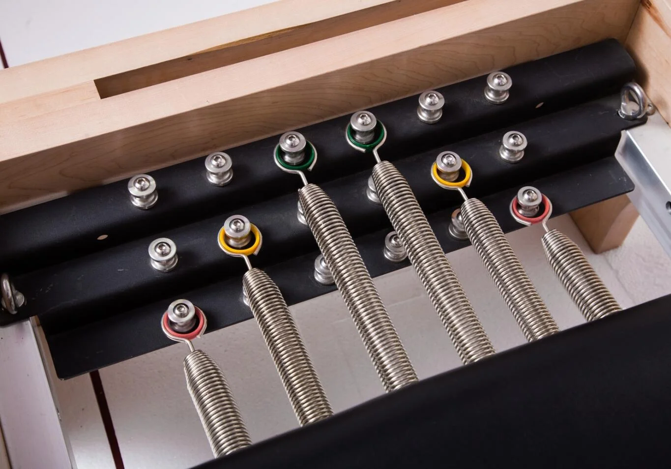 Коммерческий белый кленовый Пилатес реформер с полутрапециевидным сертификатом се