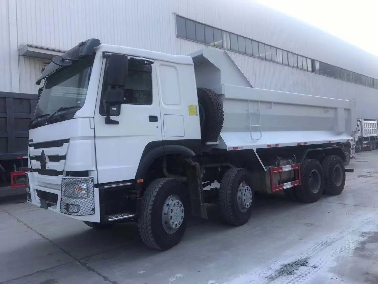 40 ton 20M3 howo 6x4 heavy duty used tipper truck