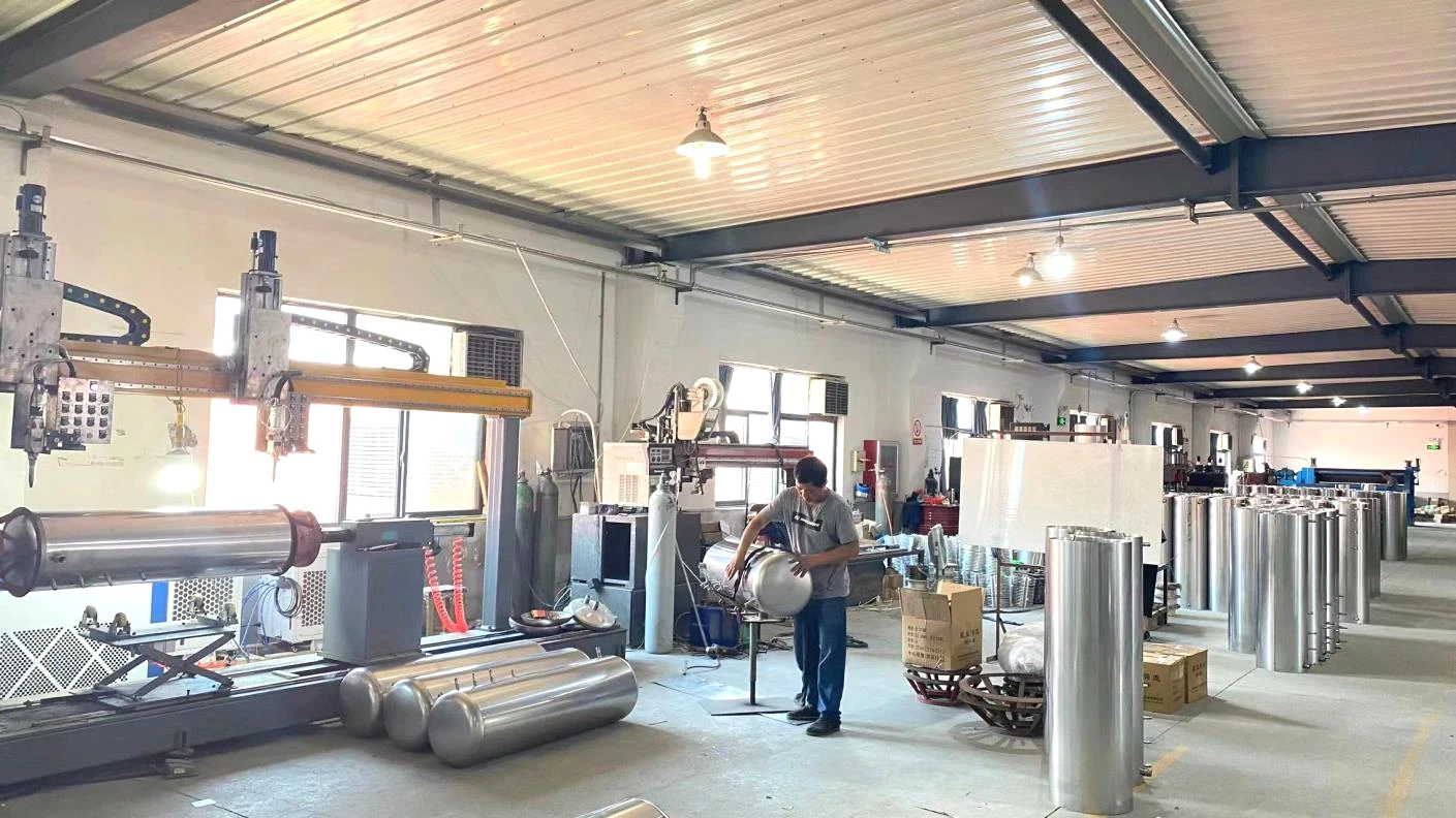 Factory price ODM OEM Hot water swimming pool solar heating equipments Solar energy panel collectors solar water heater