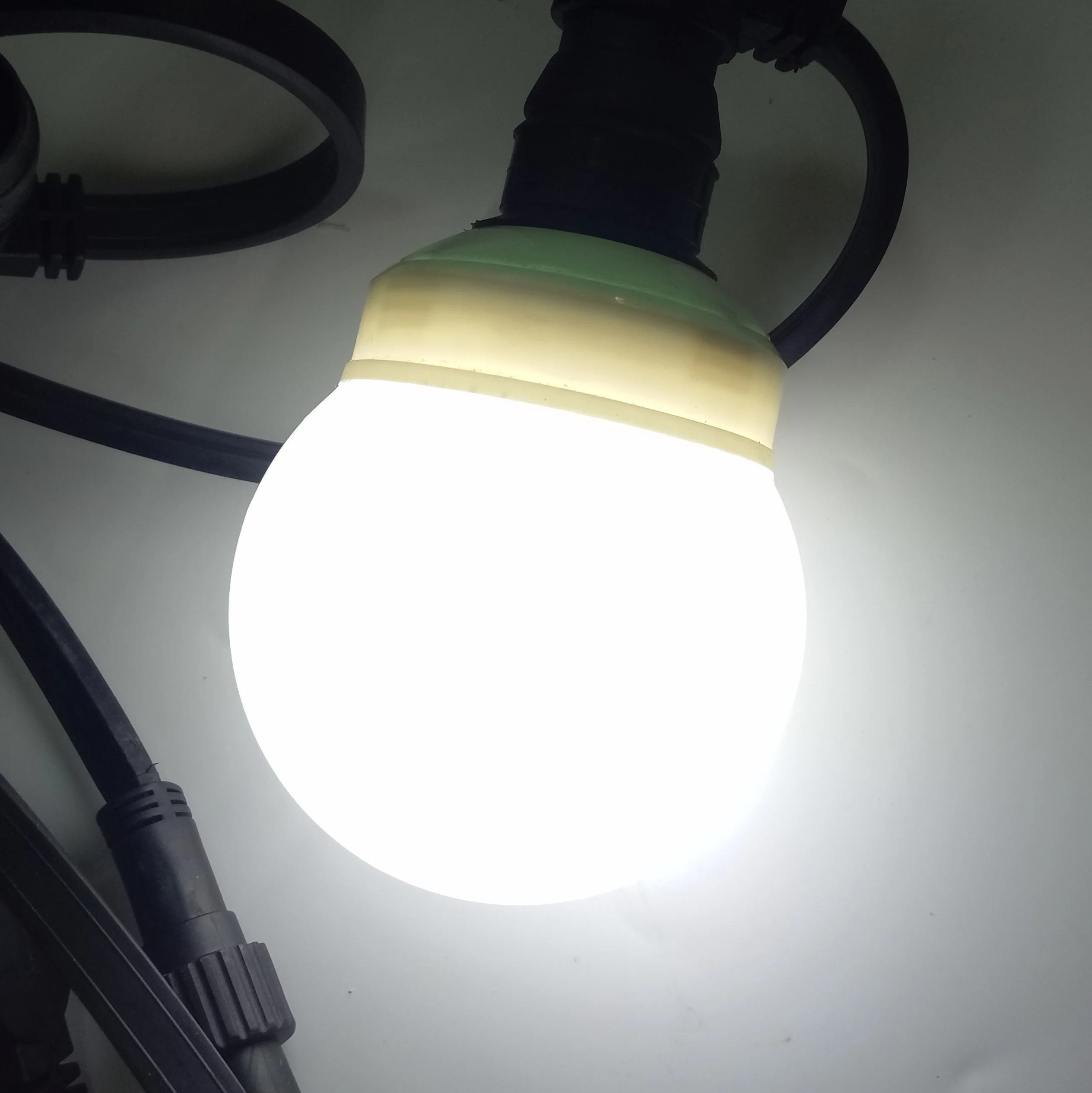 
G100 Globe 3w Led Bayonet Light Bulb B22 Indoor Bulbs 220v Plastic 220v-240v Outdoor Christmas Raw Material 6500k White -20 - 40 