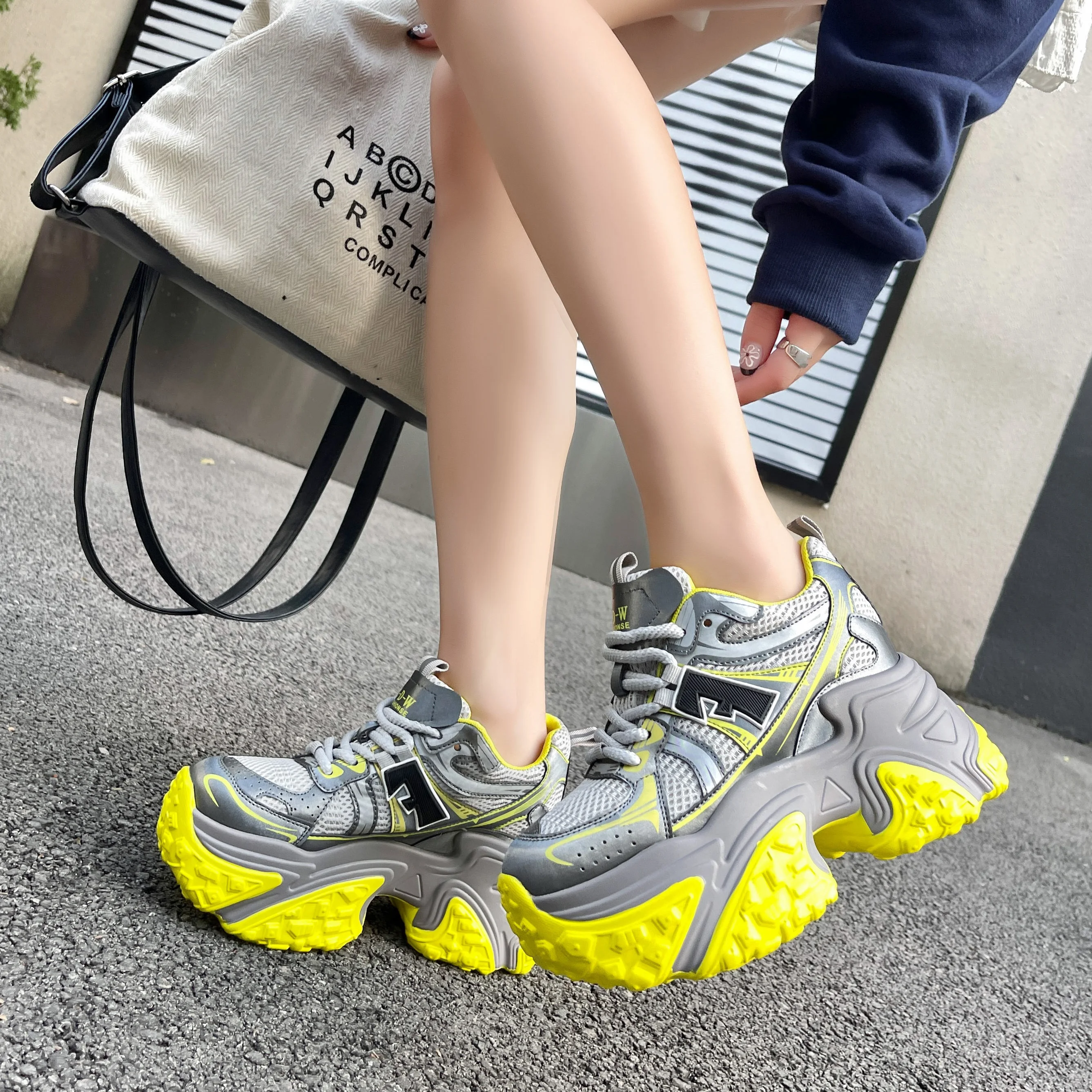 Casual Shoes Fashion Designer Laced Wedge Hidden Heels Platform Sneakers Lady Casual Shoes