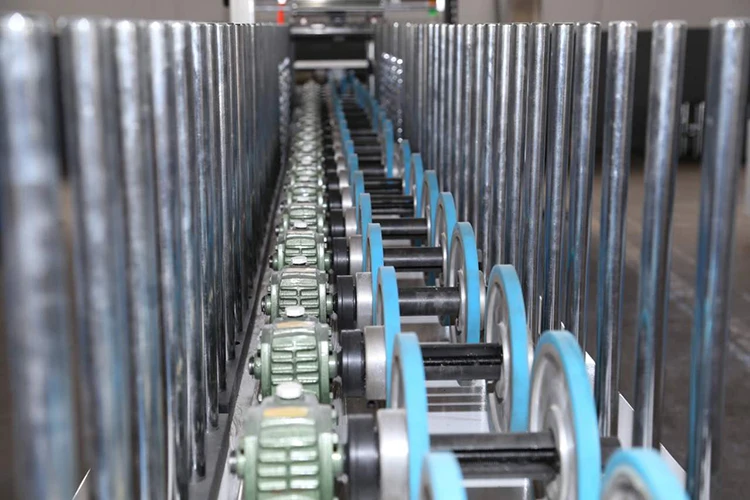 cold pvc paper veneer glue profile wrapping machine