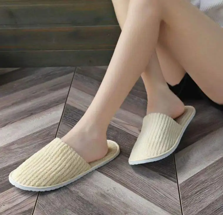 High Quality Slippers For Adults Large Velvet Coral Fleece Slipper Logo Custom Hotel Slippers