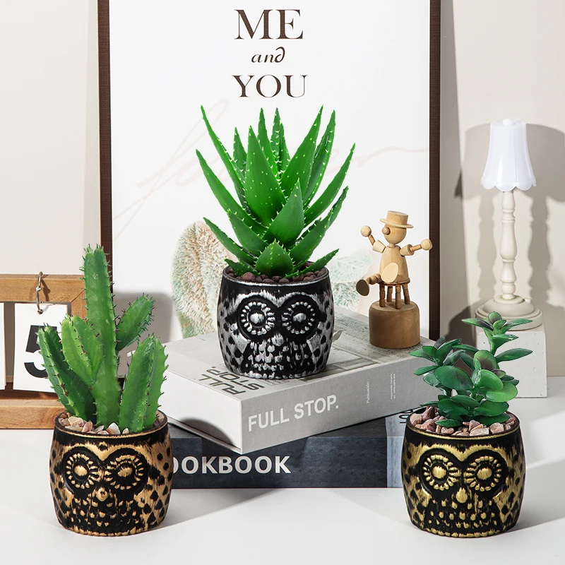 YICAI Creative Plastic Flower Pot Small Size Table Decoration Ornament Antique Owl Succulent Pot