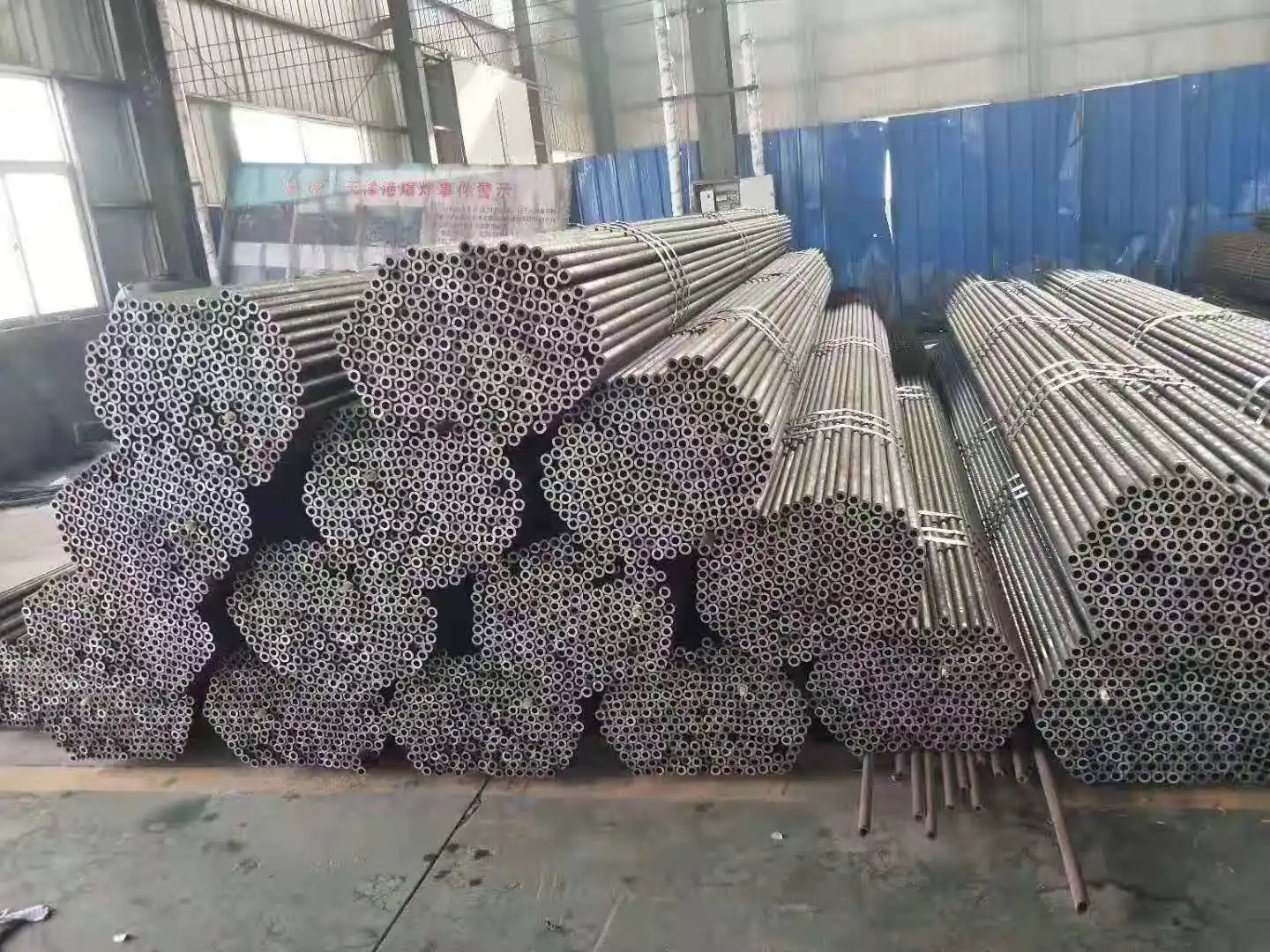 Wholesale astm a106 api 5l grade b schedule 40 seamless smls carbon steel pipe seamless ms steel pipe