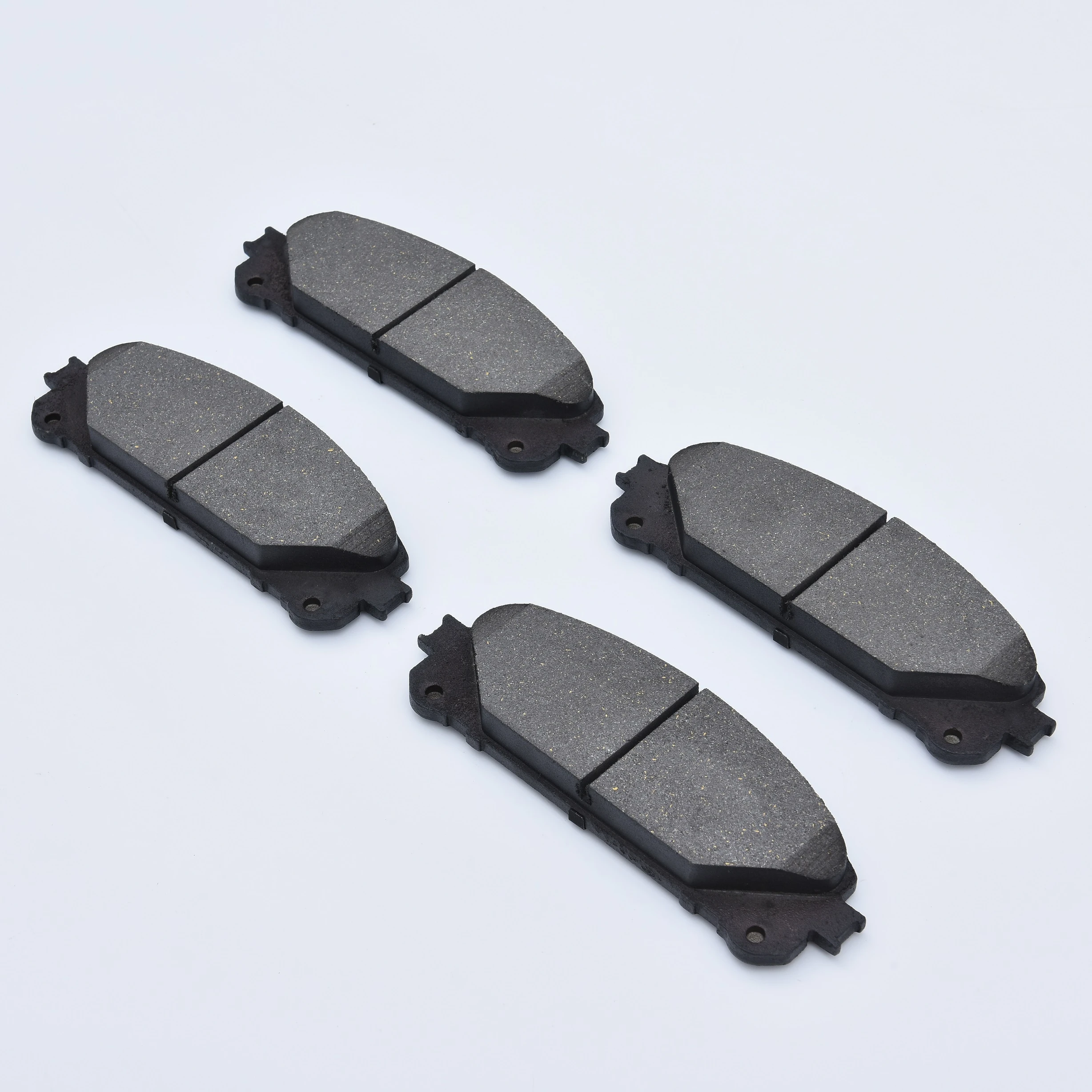 D1950 Automotive Spare Parts High Performance Heat Resistance Brake Pads for Toyota OE 04465-0D150 Car 0.35~0.45  1year