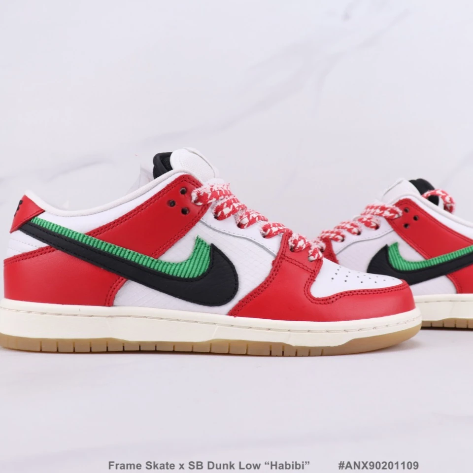 2021 Hot Sale Nike SB Dunk Red and White Double Hook Sneakers Nike Casual Skateboarding Shoes