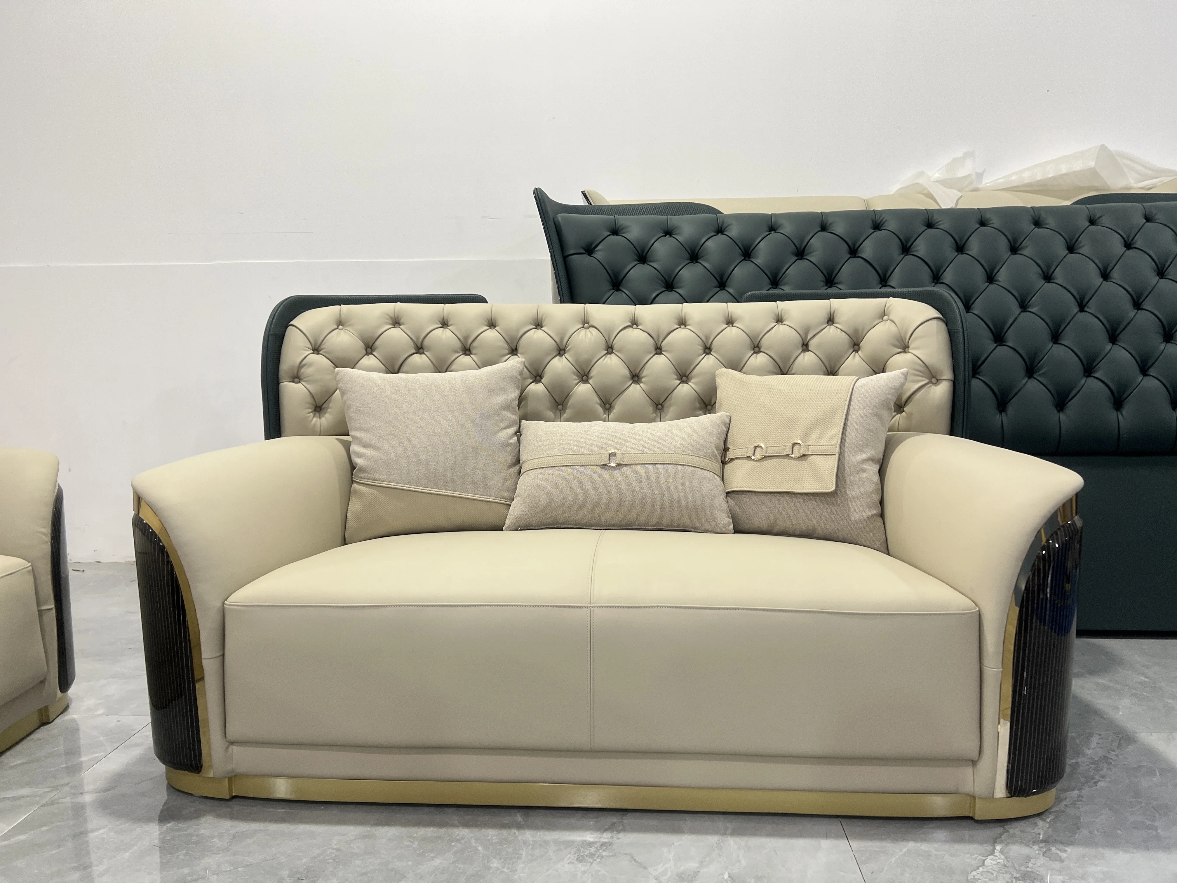 One stop solutions home living room designs modern Italian luxury sofa set furniture