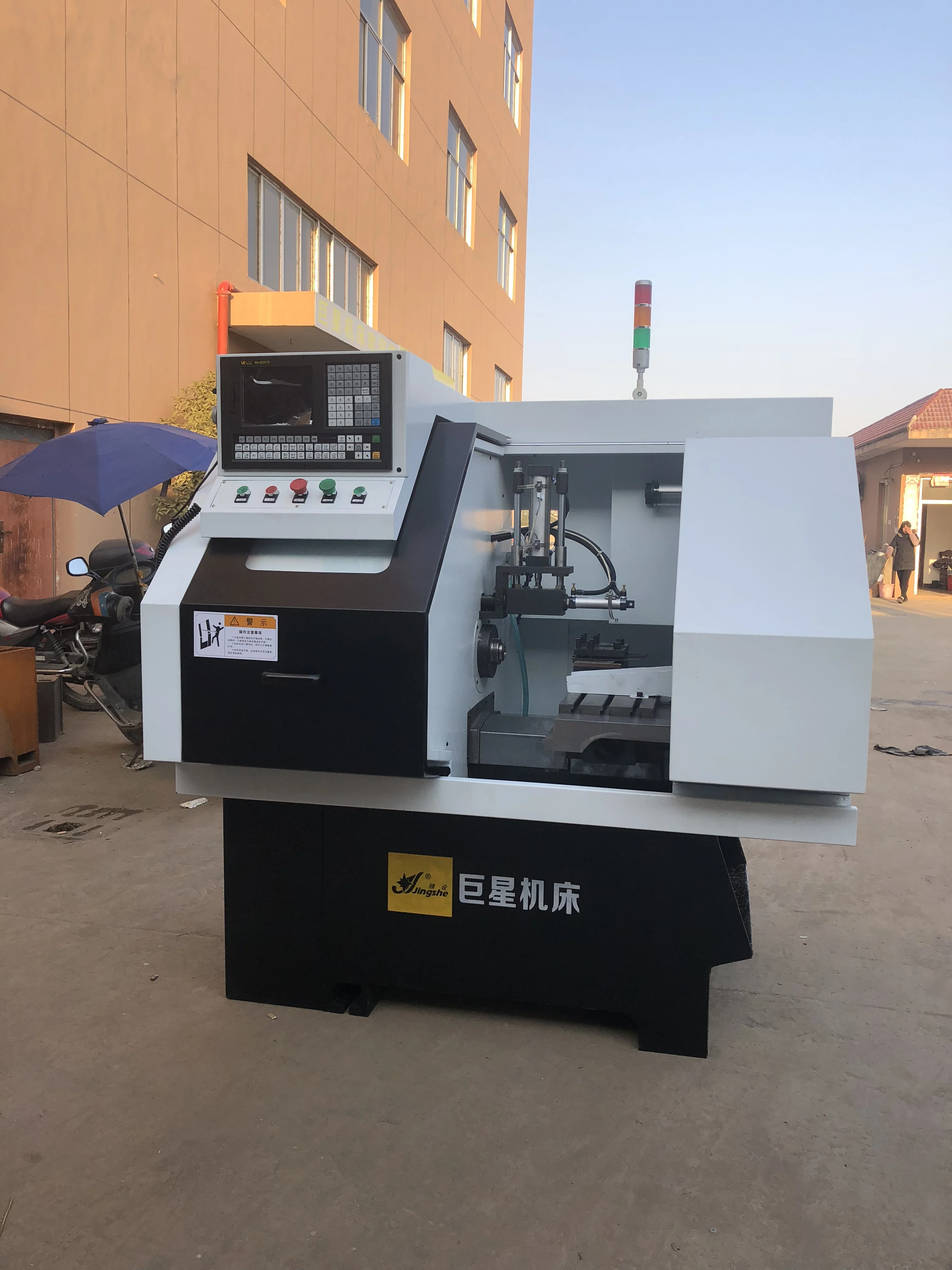 Пластиковый 5 осей Cnc шлифовальная машина сделано в
