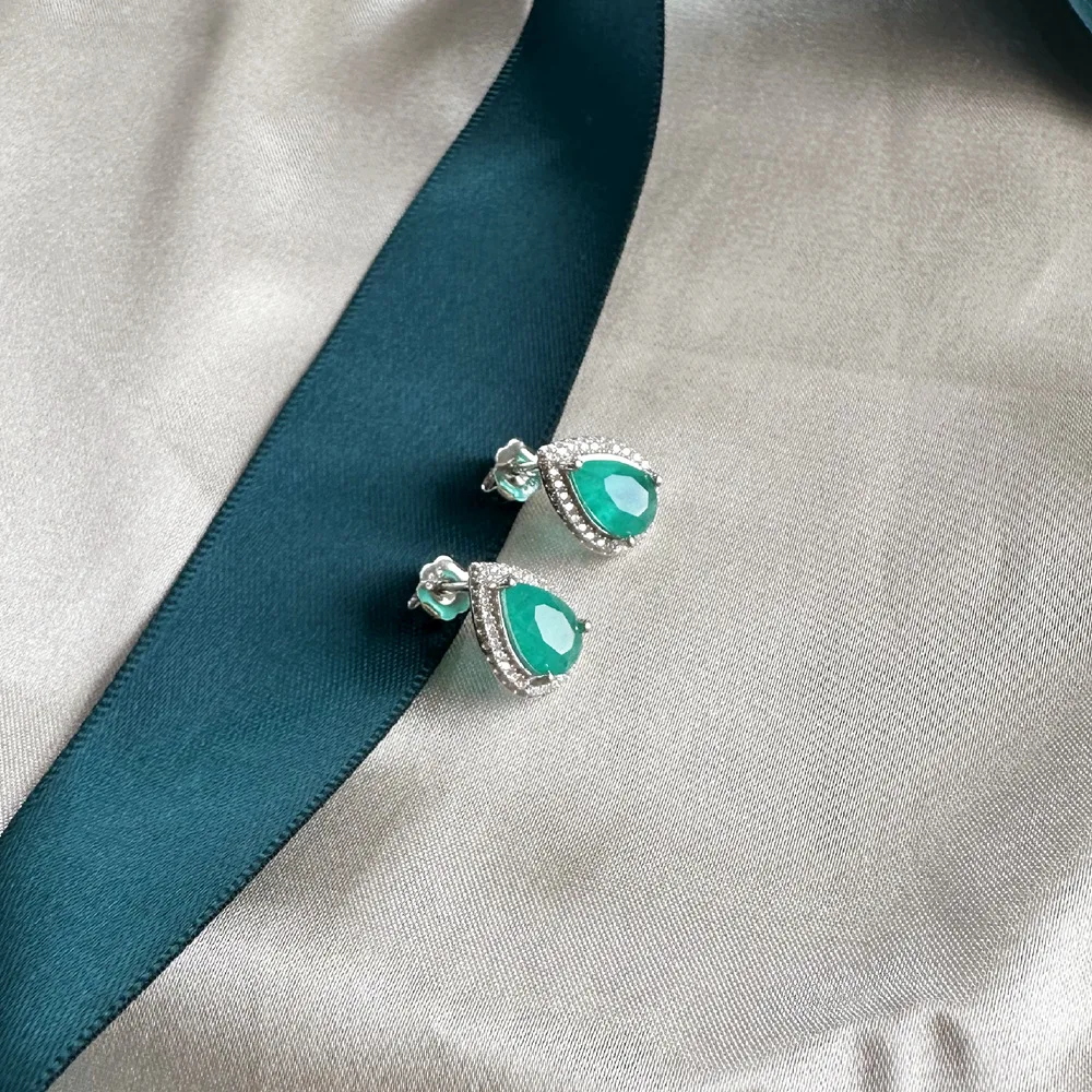 Sterling Silver 925 6x9mm Drop of Water Shape Emerald Green Earrings for Women Dance Party Jewelry