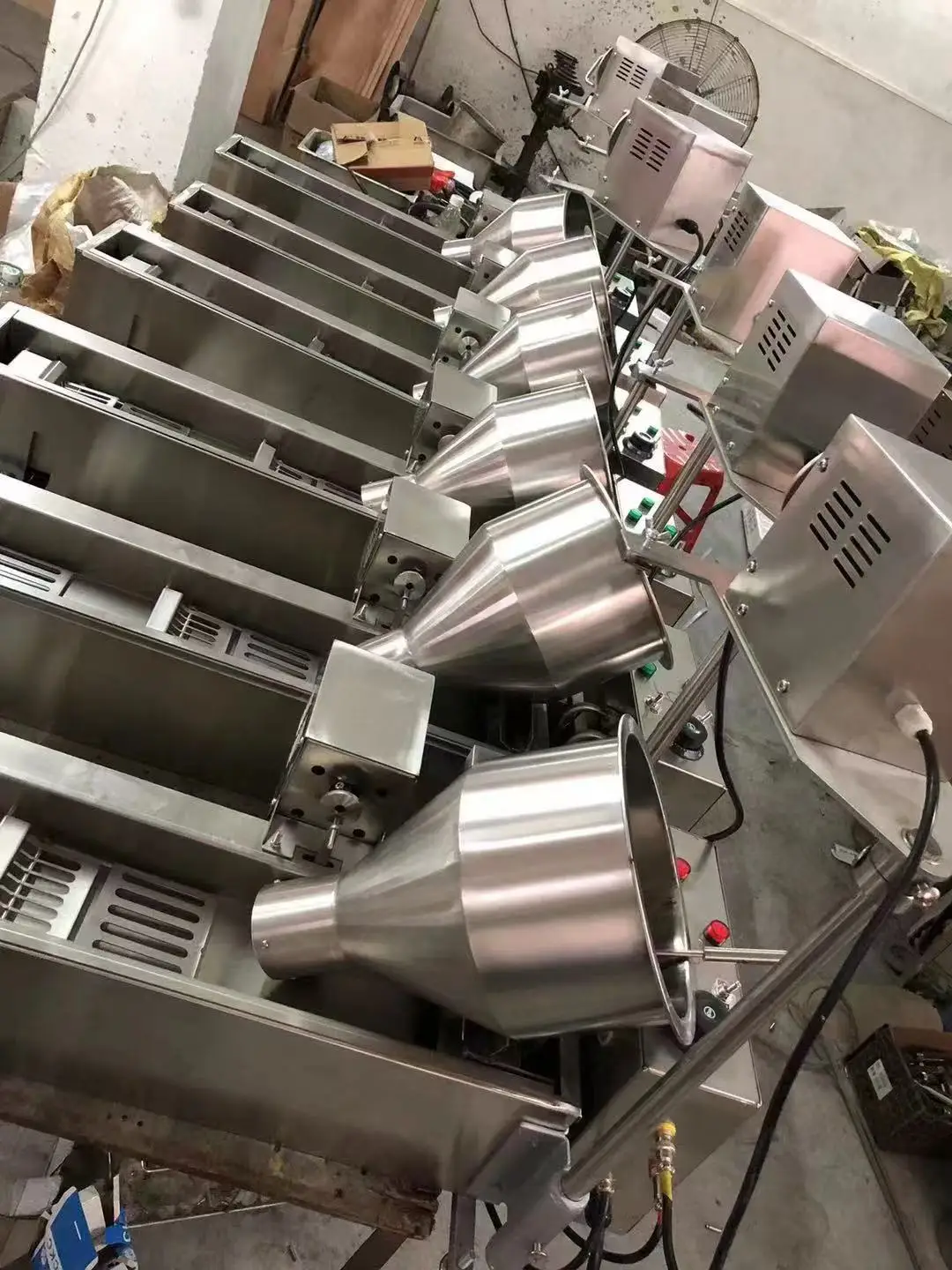 Machines To Make Donuts / Mini Donut Machine / Ball Shape Donut Machine For Sale