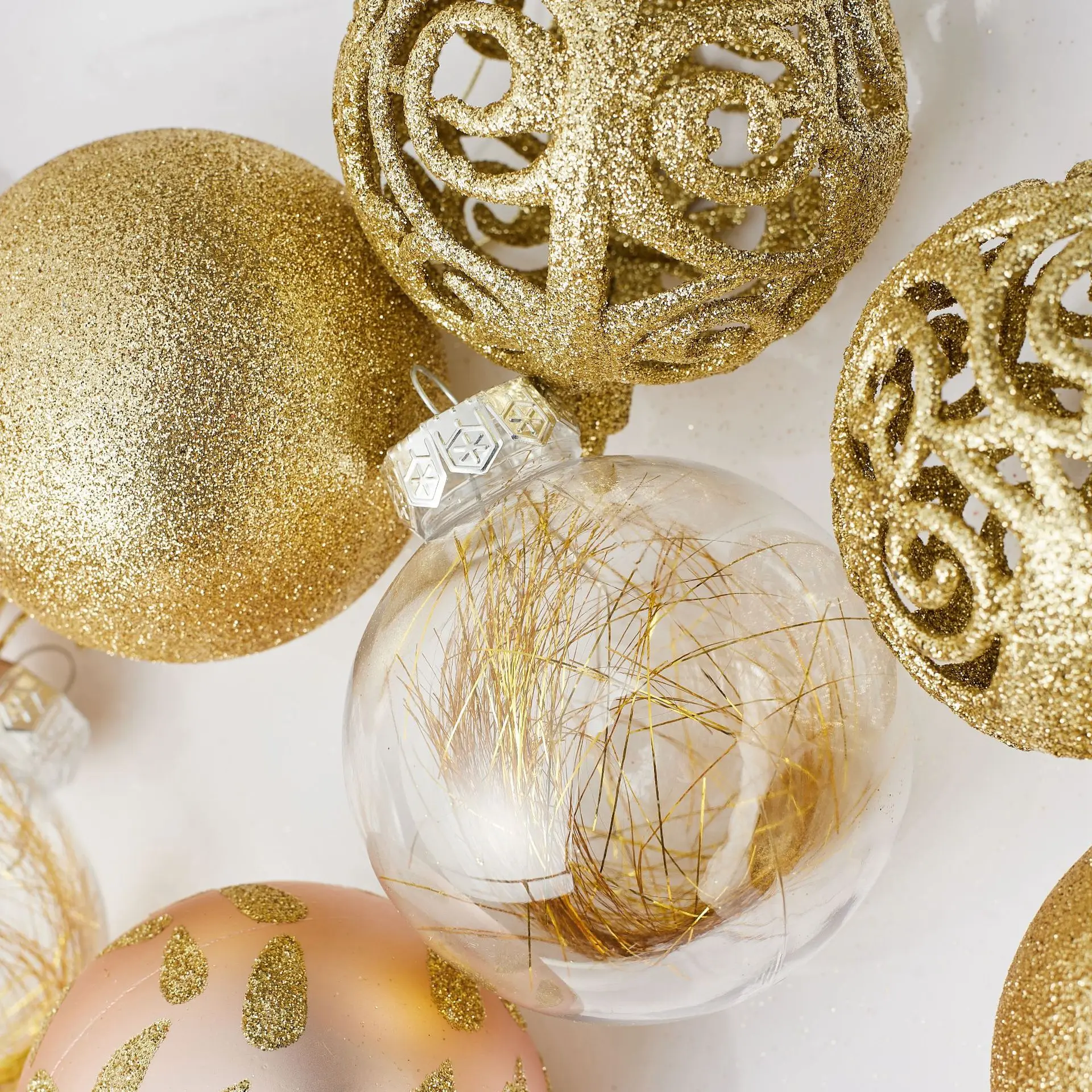 Plastic Crafts 8cm Christmas Ball Set Hollowed-out Painted Special-shaped New Year 2024 Dec