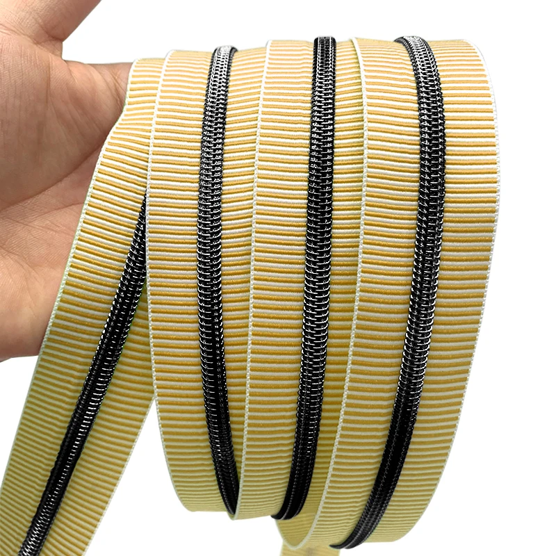 Wholesale stripes zipper coil custom 5# fashionable nylon zipper tape for handbag