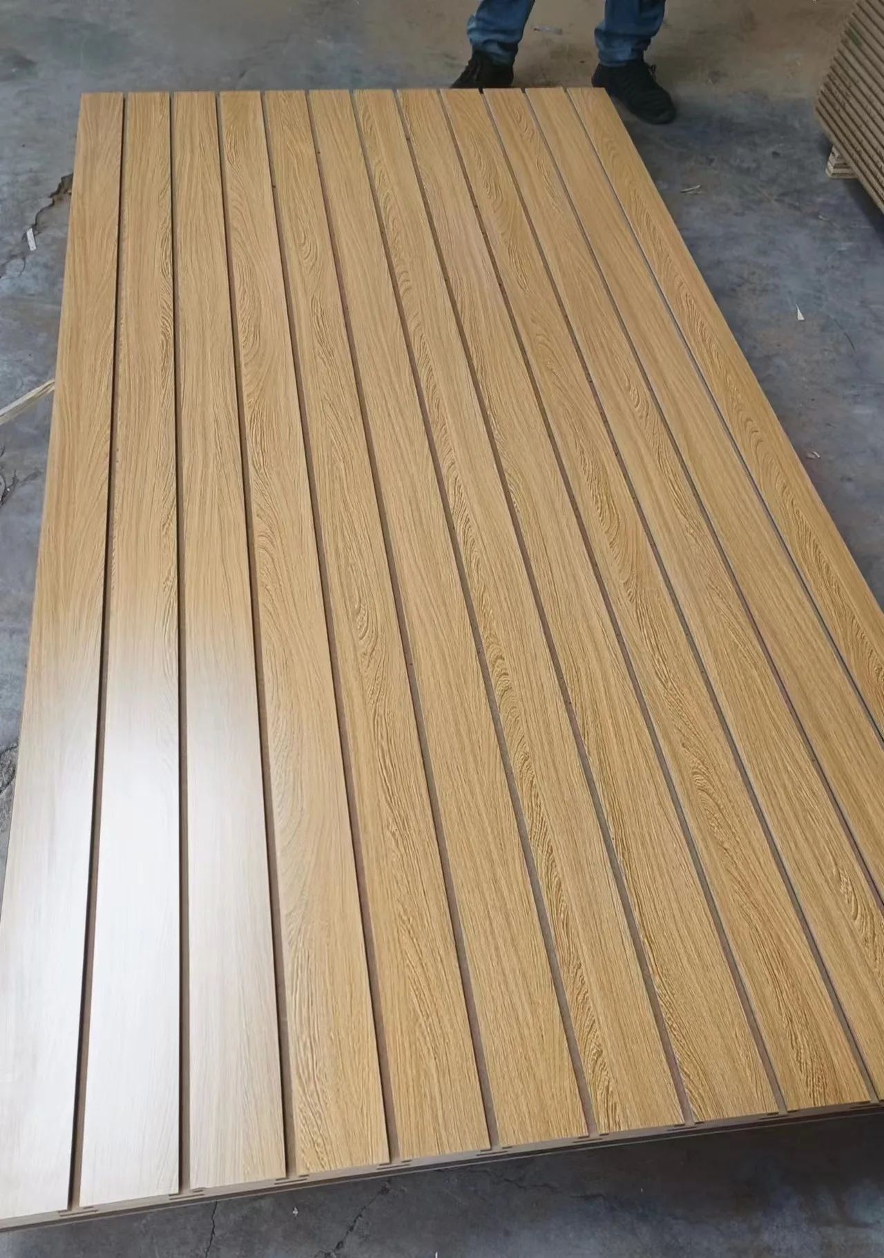 1220x2440 Grooved Slotted MDF Aluminum panels Slat Wall Decorative Slatwall for Store Display