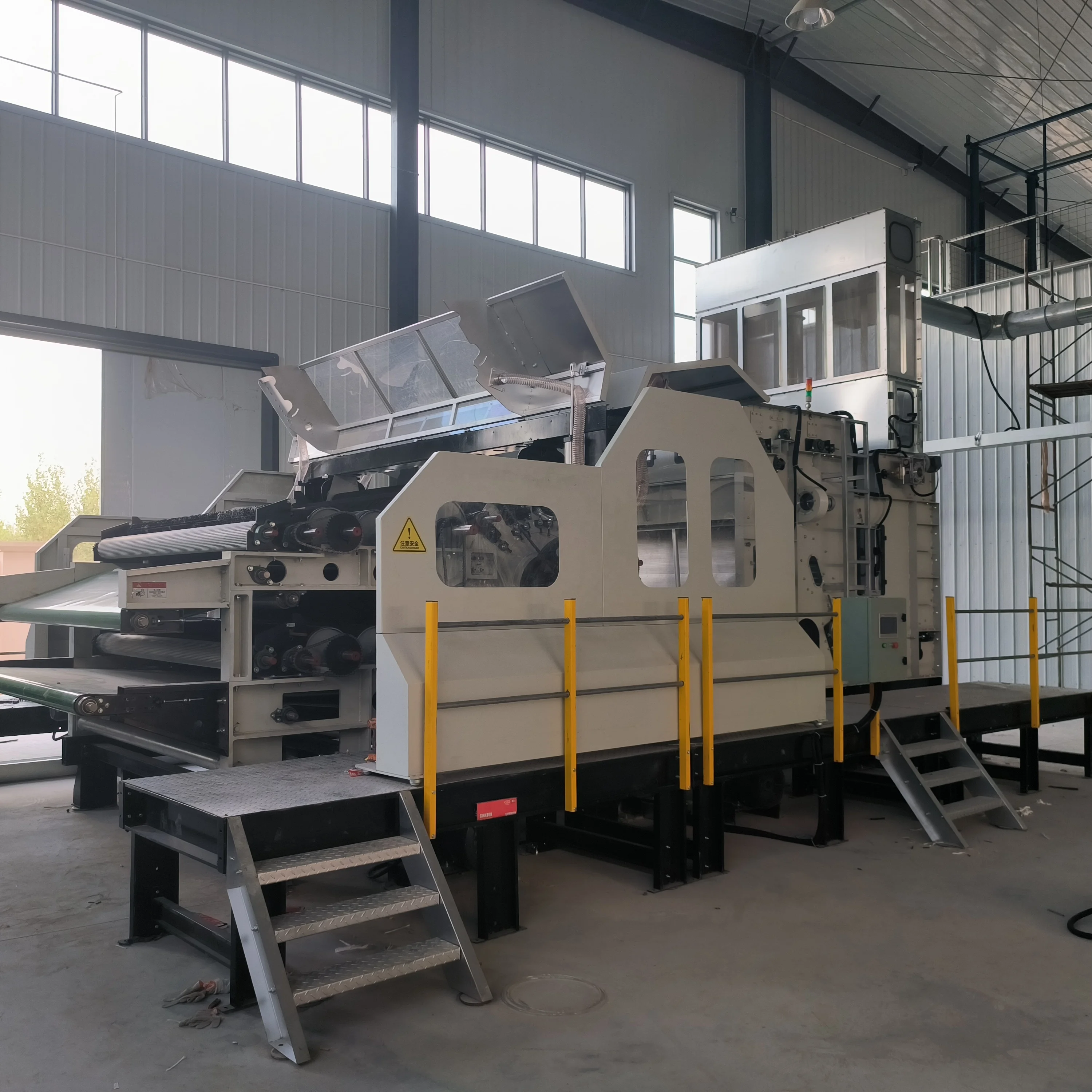 High Capacity China Factory nonwoven textile polyester cotton sheep wool fiber carding machine