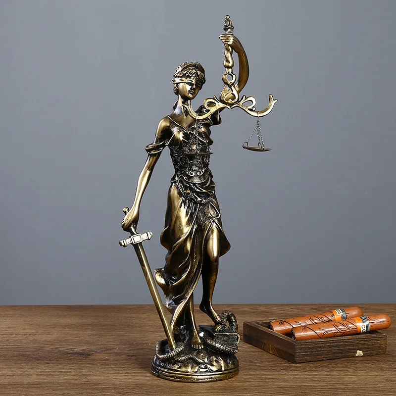 Скульптура латунной богини Themis для прохождения справедливости в правовых и ситуациях