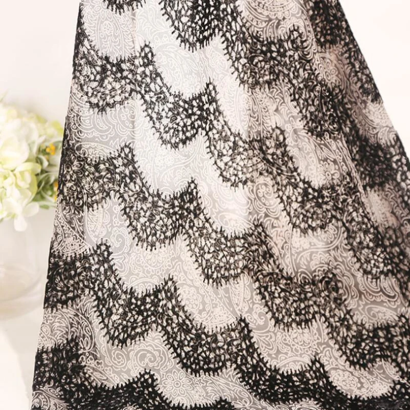 China supplier shiny lurex burn out flower dots fabric for women dress