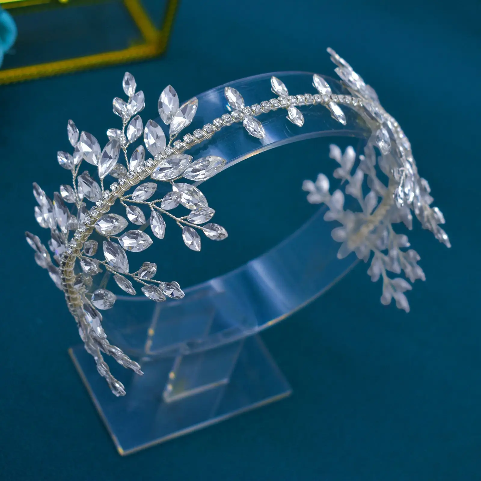 Fashion bridal hair accessories wedding handmade crystal handmade tiara wedding headpiece bridal