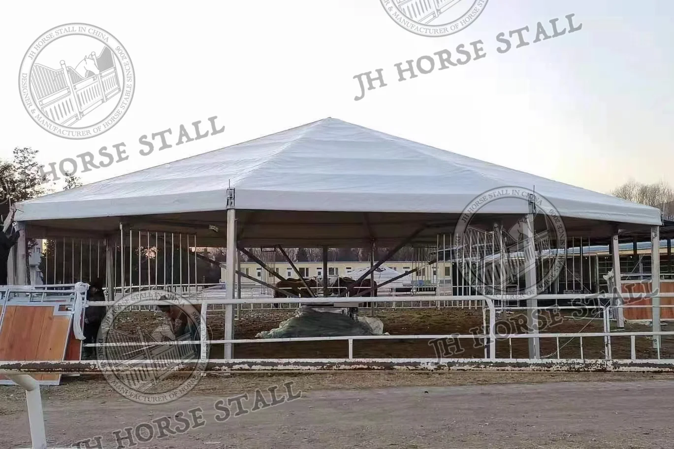 Hot dip galvanized Safety Horse walker for horse to exercise with 6 horse position